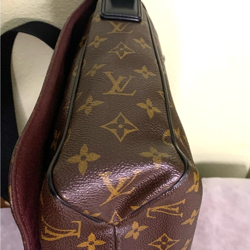 Louis Vuitton Messenger bag - Picture 2 of 6